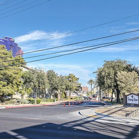 Condo Close To Strip And Raiders Stadium Las Vegas Exterior photo