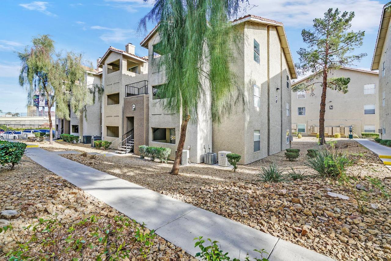 Condo Close To Strip And Raiders Stadium Las Vegas Exterior photo